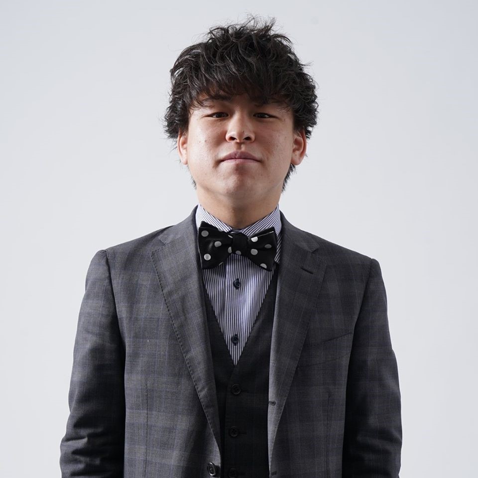 東 信之介