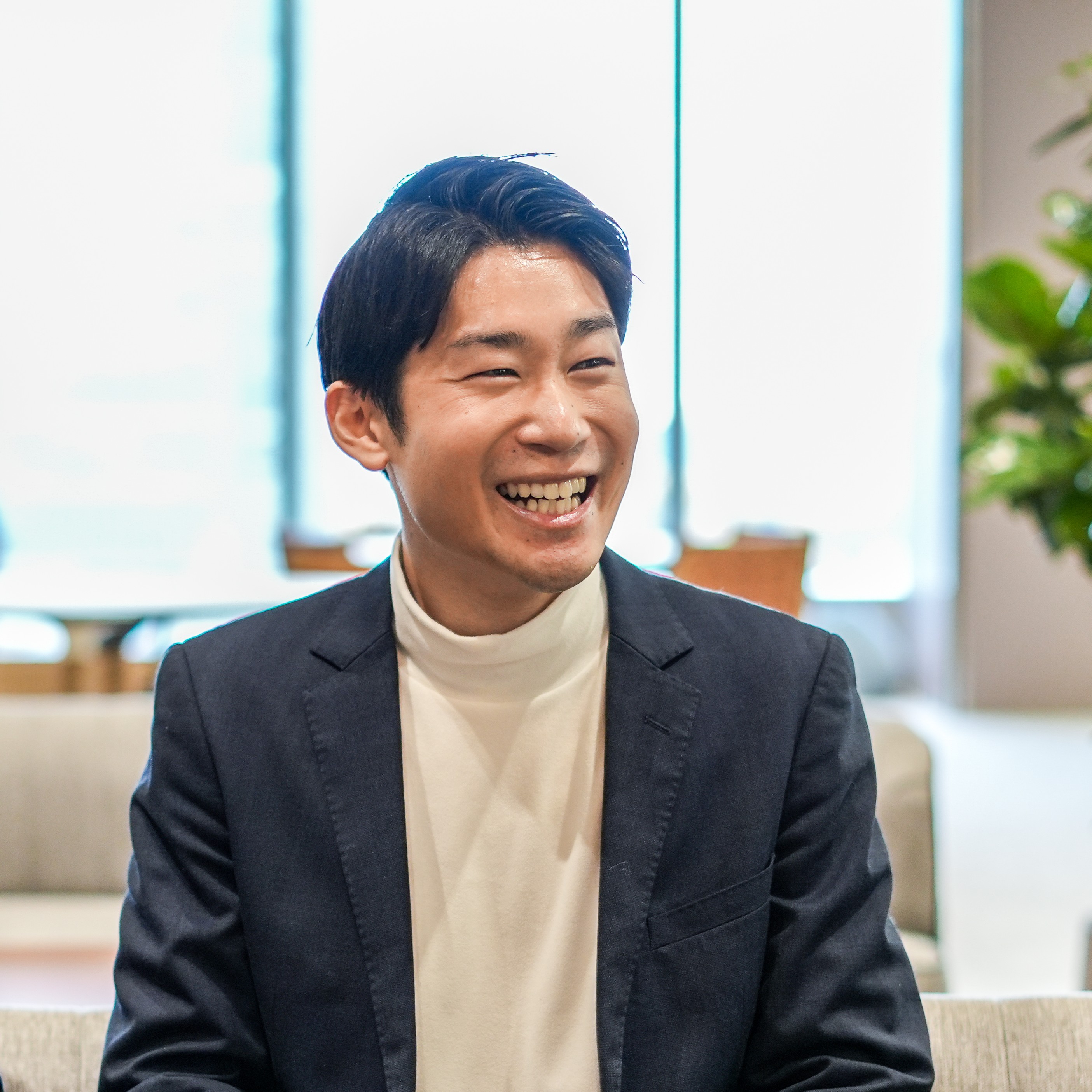 上口 高志