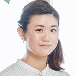 木川 真里